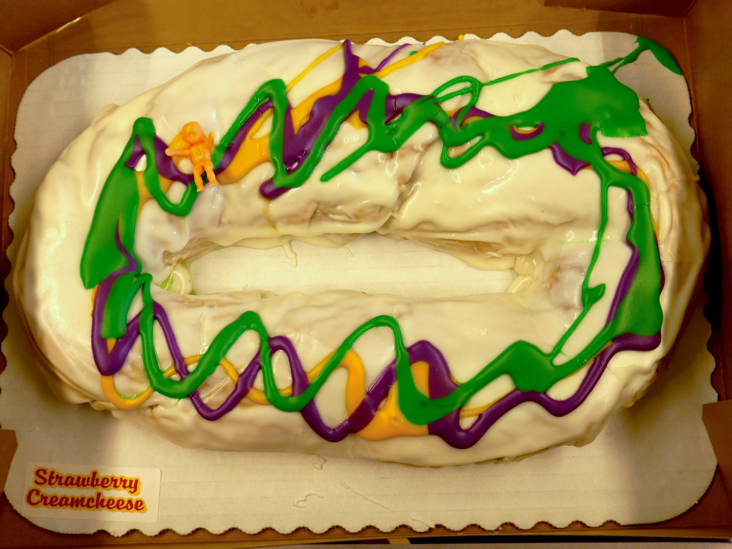 Champagne's Marche King Cake, Leonville, Louisiana