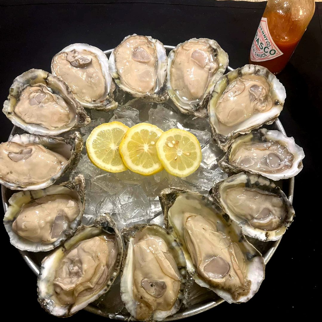 cafe josephine - oysters