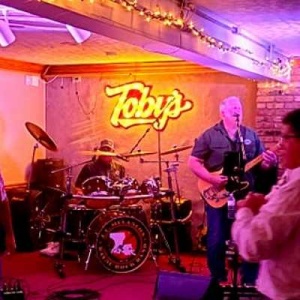 Toby's Downtown Restaurant & Lounge
