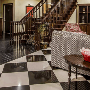 Evangeline Downs Hotel