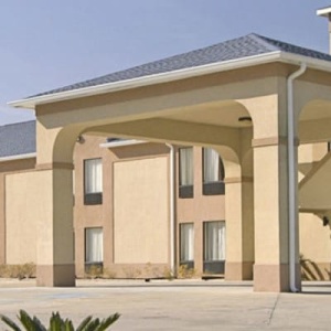 Days Inn & Suites