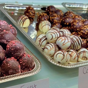 Lou's Bakery